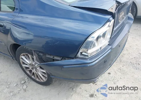 2008 Volvo S60 2.5T z USA, uszkodzony, nr VIN YV1RS592582688705